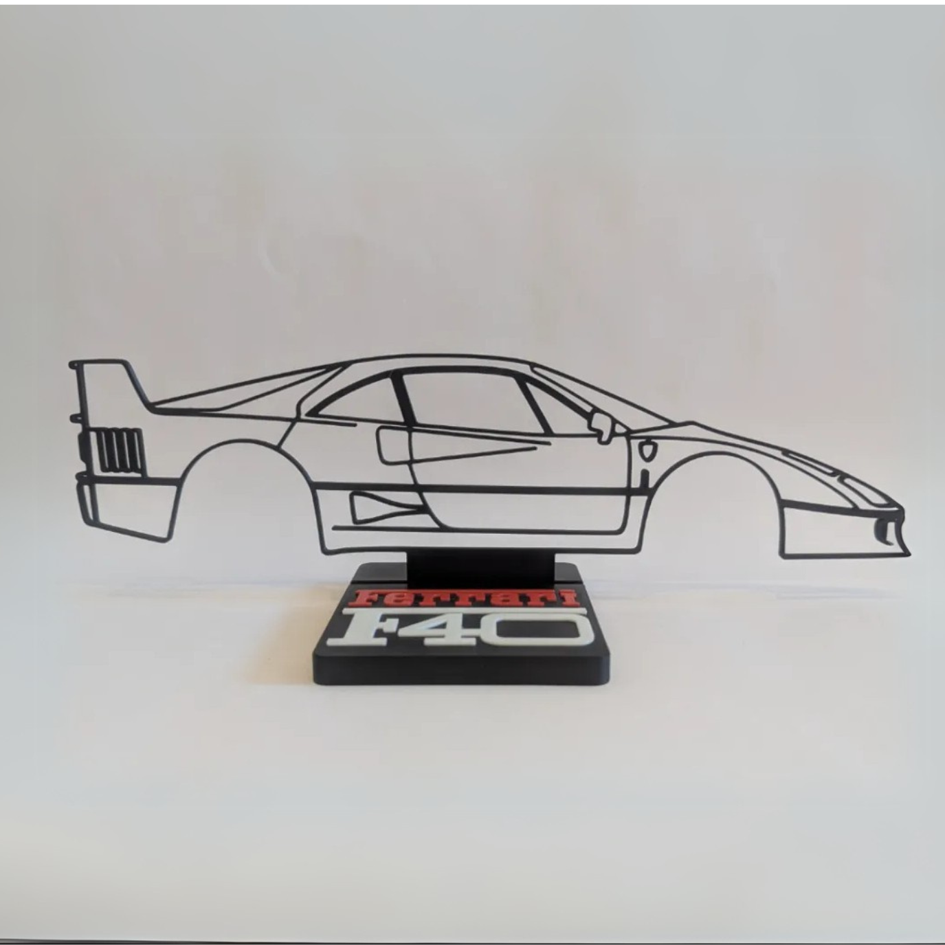 Ferrari F40 silhouette