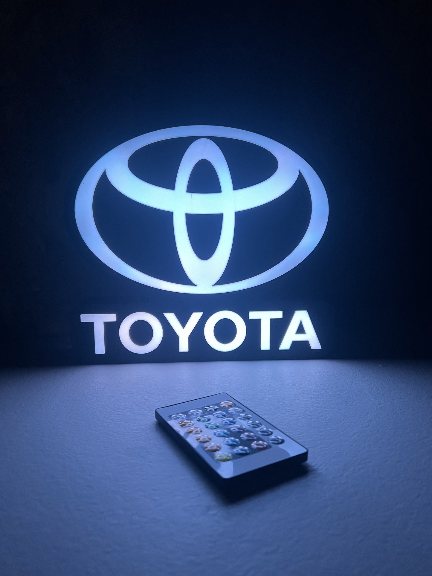 Toyota Logo Lightbox